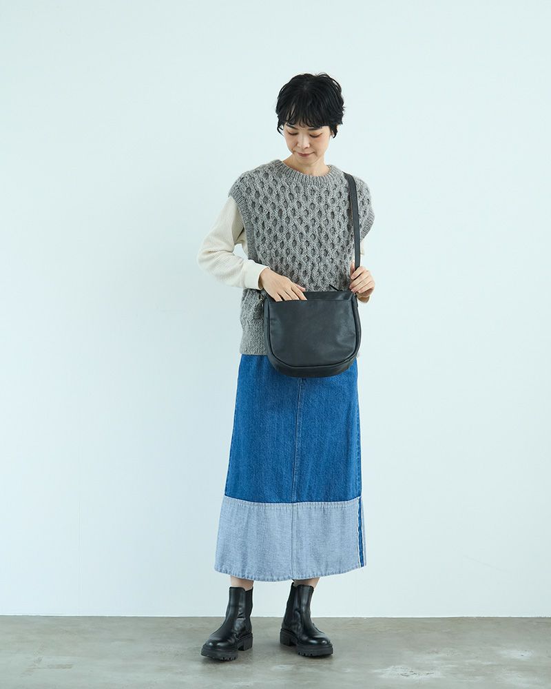 「fuwari ショルダーバッグ」ブラック