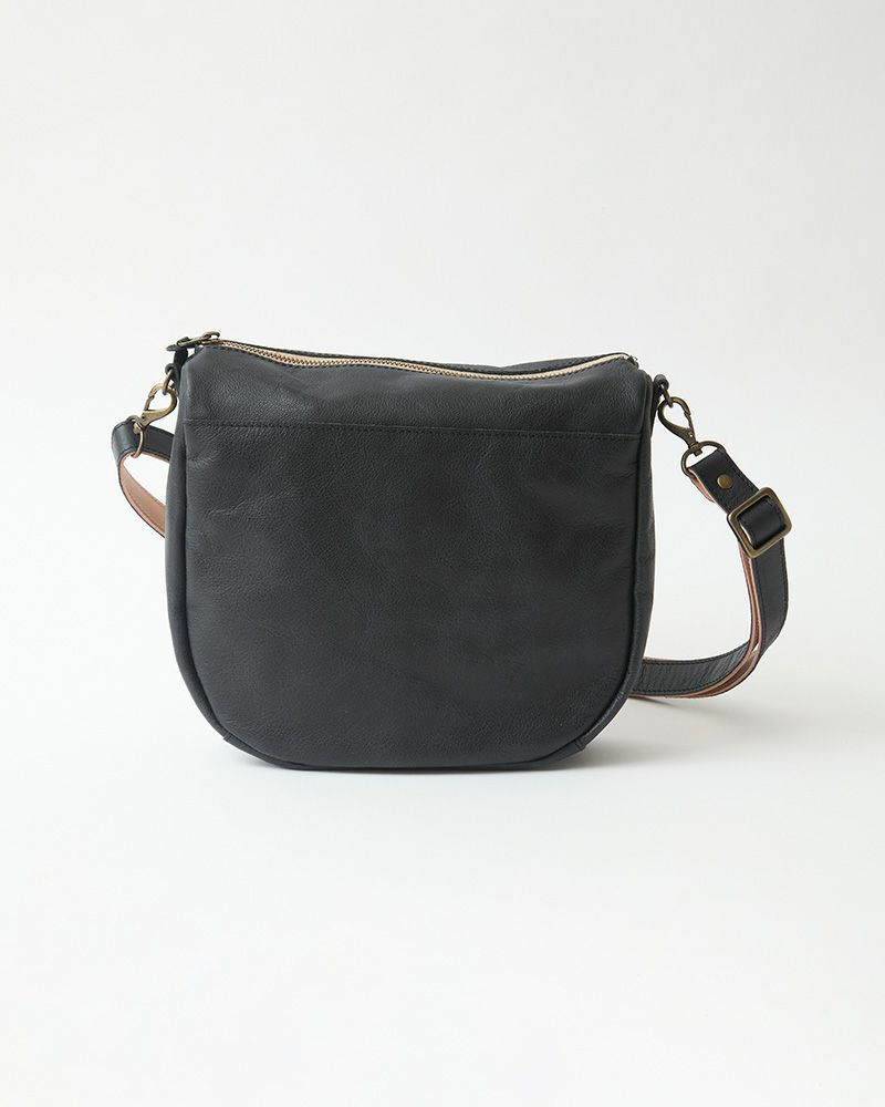 「fuwari ショルダーバッグ」んブラック