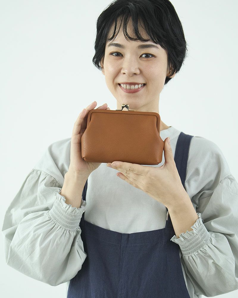 itsu mono がま口ポーチ(M)　キャラメル