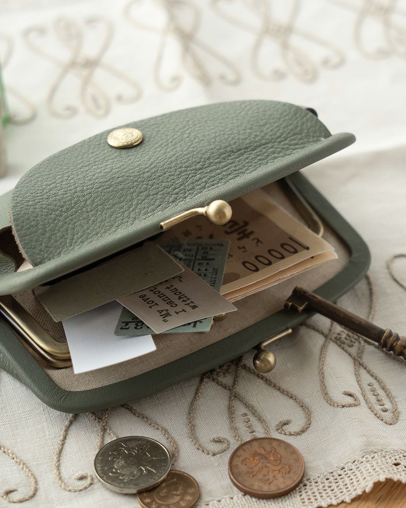 「itsu mono ルーフ親子がま口」キャットブルー