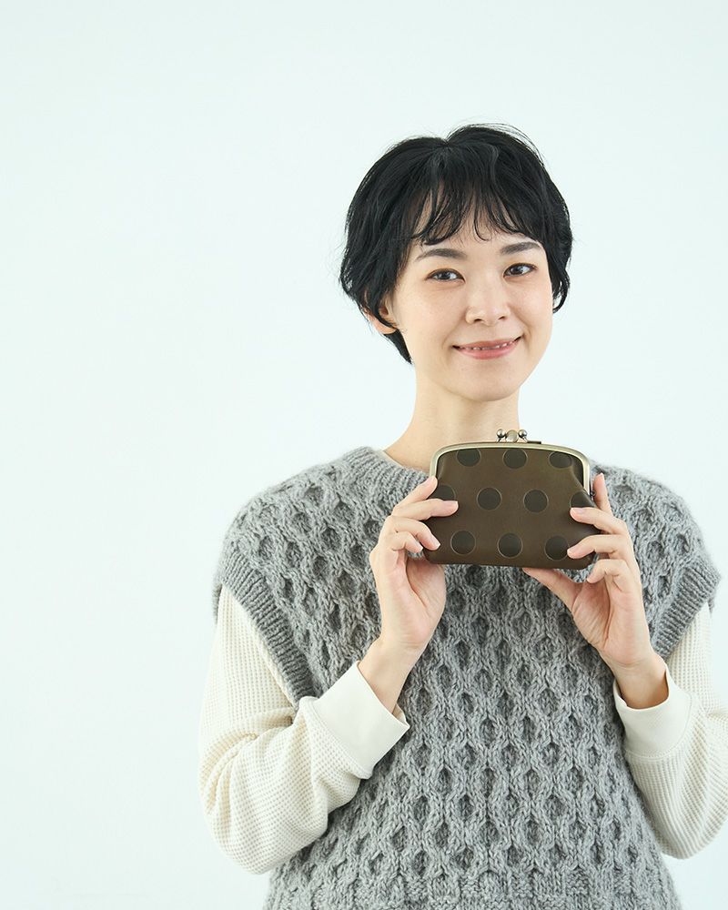 「キャンディ ふたごがま口ポーチウォレット」モスグリーン