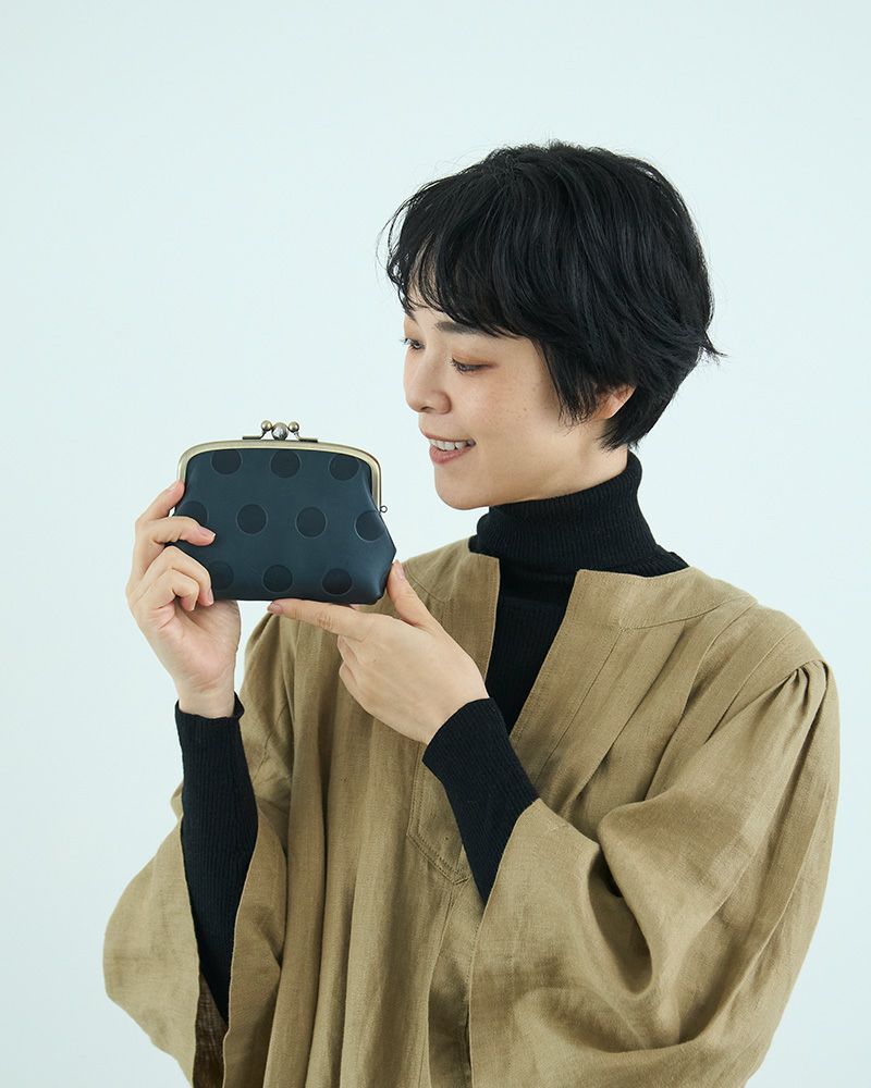 「キャンディ ふたごがま口ポーチウォレット」ネイビー