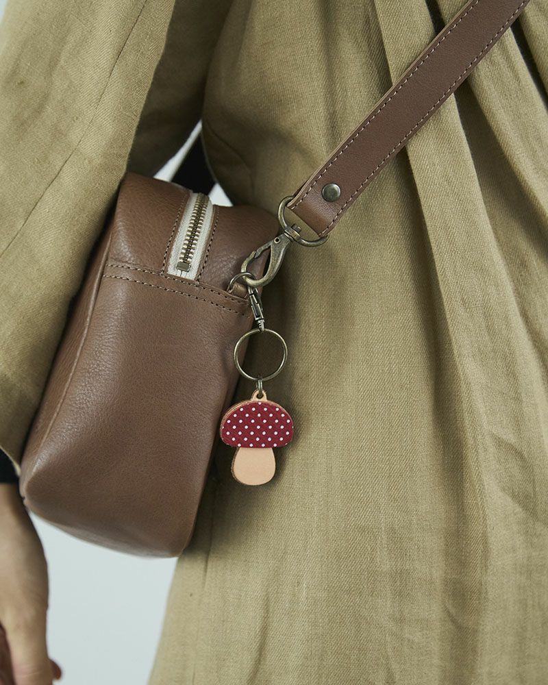 森のめぐみキーリング きのこ レッド