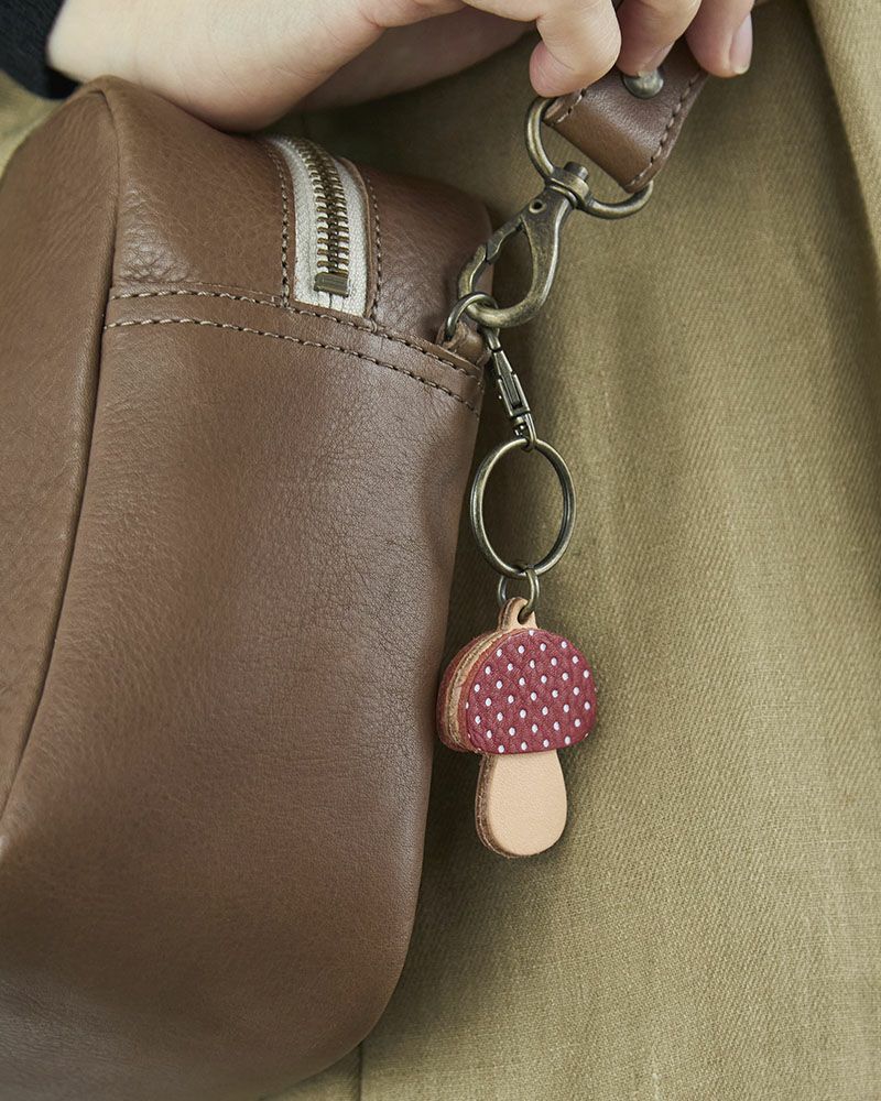 森のめぐみキーリング きのこ レッド