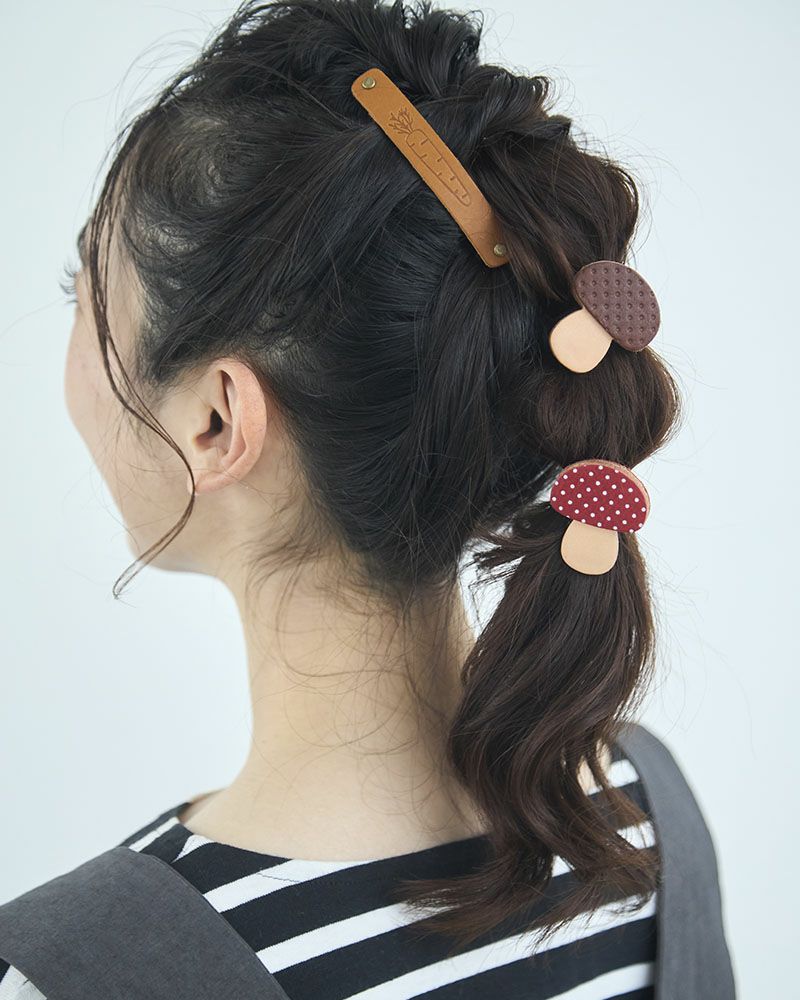 上：mi chi bata ヘアクリップ 中：きのこ ブラウン 下：きのこ レッド