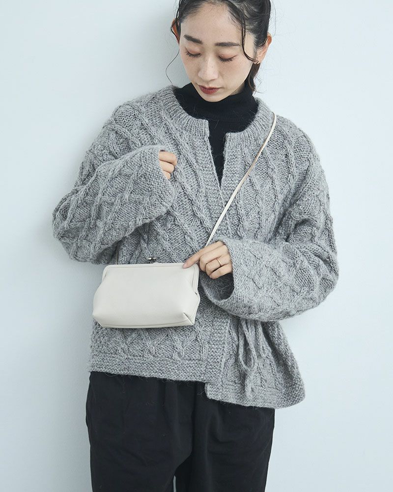 itsu mono トラベルがま口ポシェット　クリーム