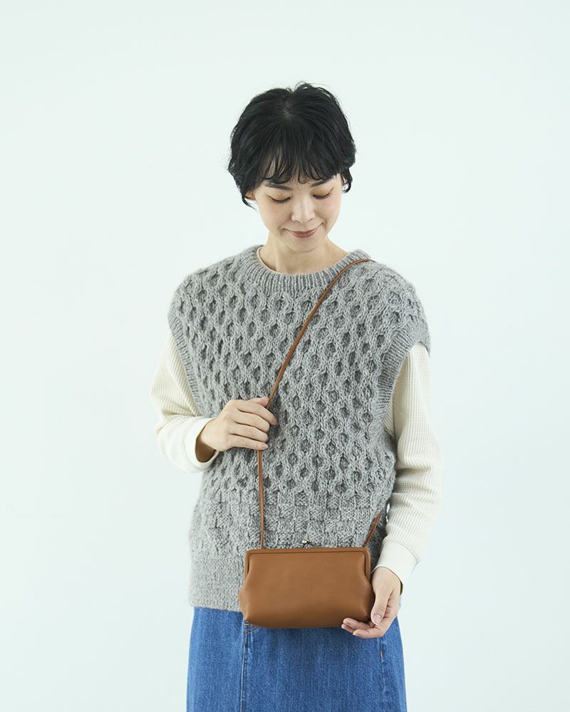 itsu mono トラベルがま口ポシェット　キャラメル