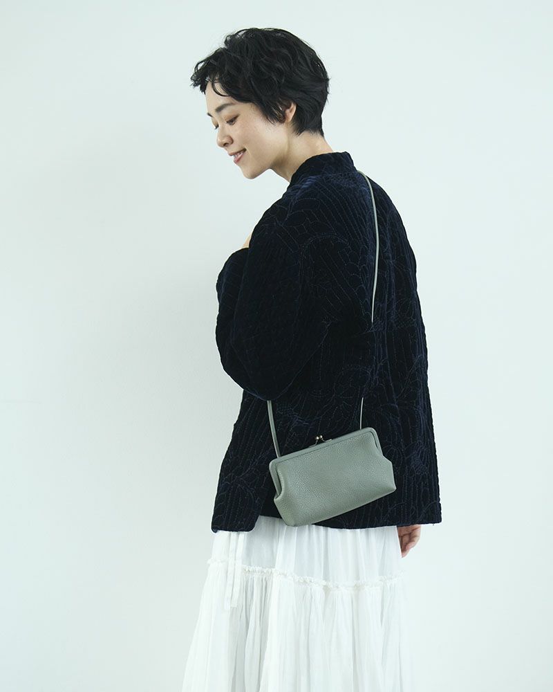 itsu mono トラベルがま口ポシェット　キャットブルー