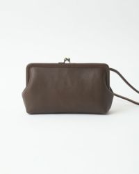 itsu mono トラベルがま口ポシェット　ダークブラウン