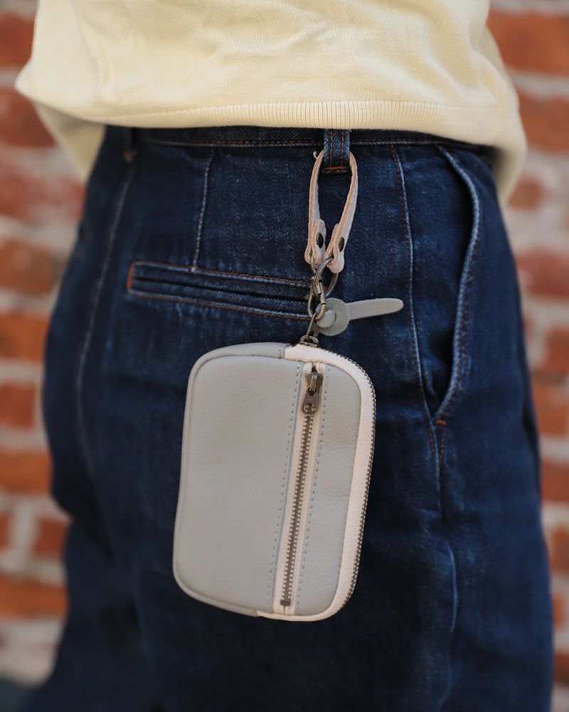 お財布とセットで使うのもおすすめです。