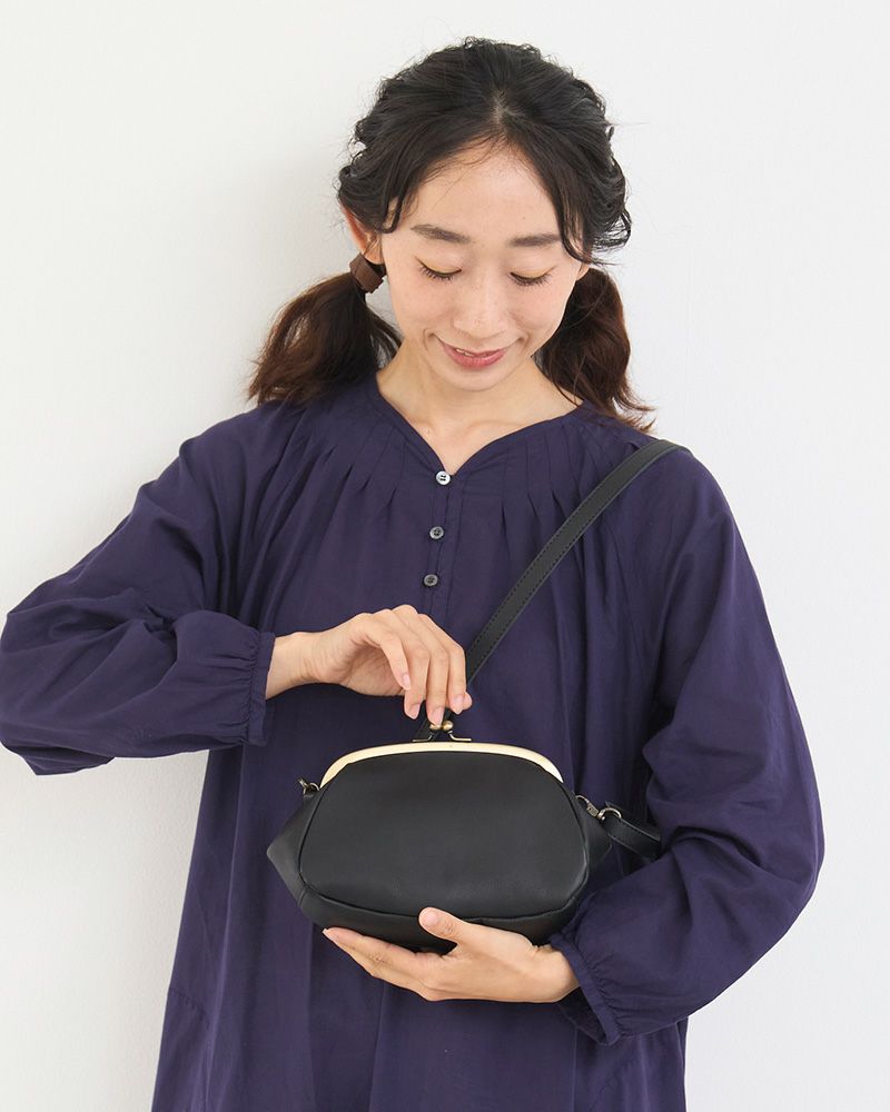 「All story がま口ポシェット」クロ