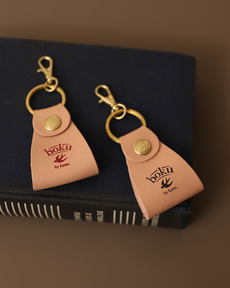 小さくても存在感のある本革キーリング。手に取るたび“好き”が深まる