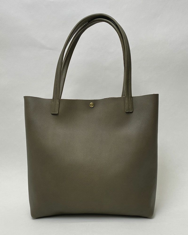 オリーブグリーン　表